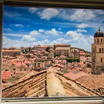 בית הארחה St. Michel 4*