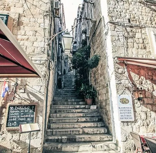 St. Michel 4*